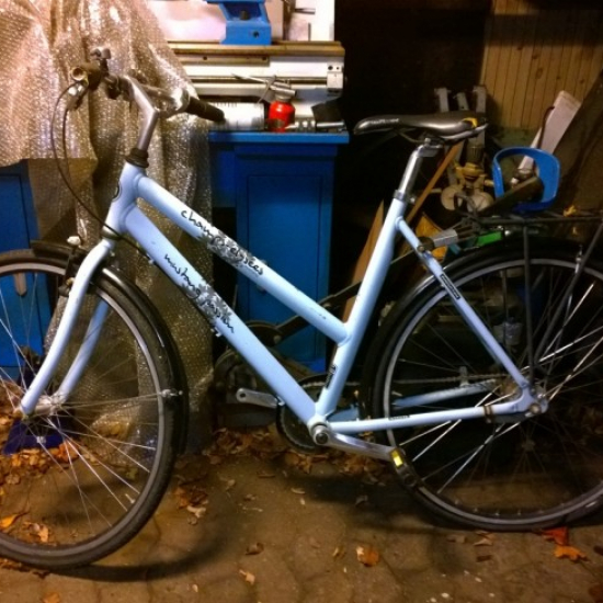 Mustang Passion model Champs Elys&eacute;e